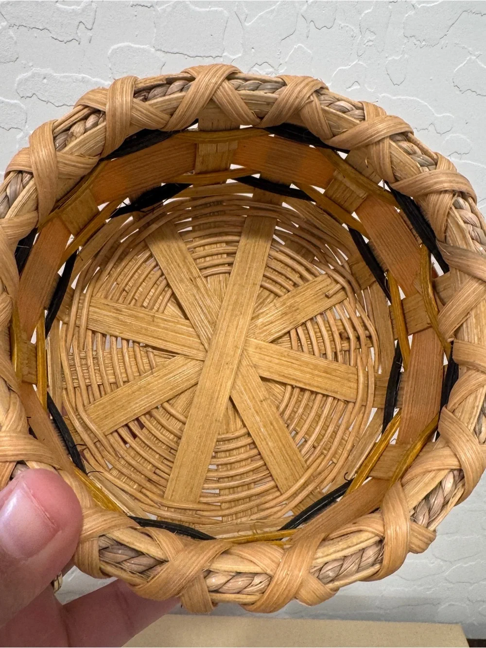 Woven 5” Basket Painted Bee Accent Natural Cottagecore Grandma Country